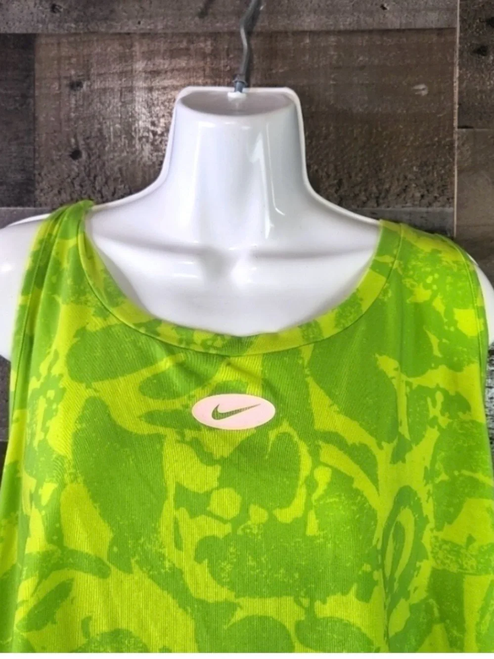 Nike Women's Bright Lime Patterned Athletic Tank Top